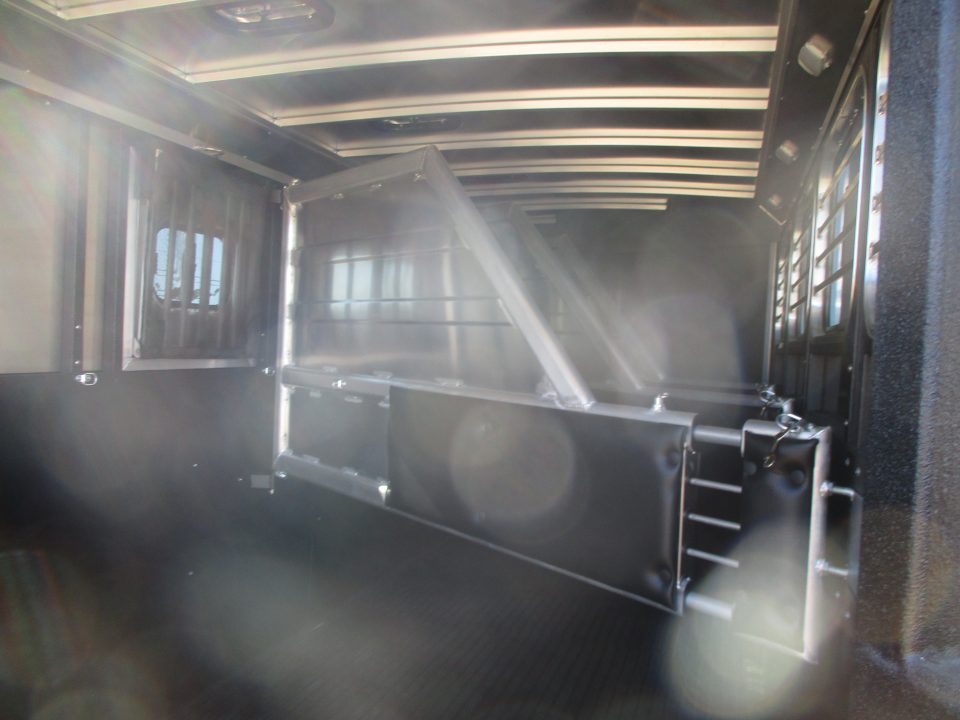 New 2026 Logan Coach Bullseye Horse Trailer