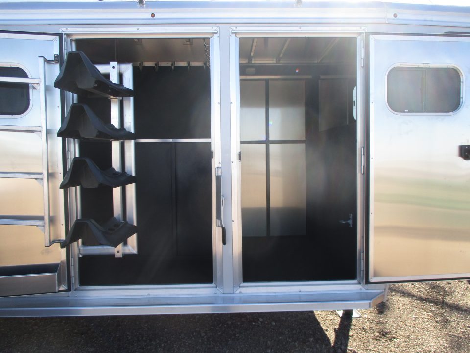 New 2026 Logan Coach Bullseye Horse Trailer