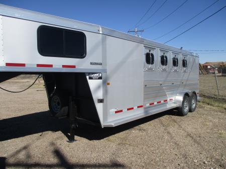 New 2026 Logan Coach Bullseye Horse Trailer