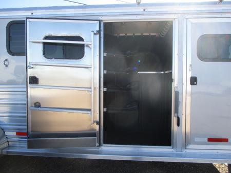 New 2026 Logan Coach Bullseye Horse Trailer