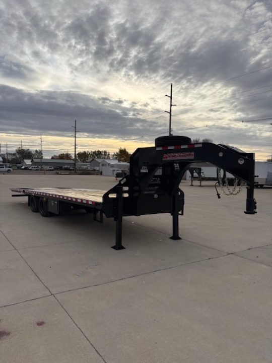 New 2026 Midsota 32ft Flatbed 25900 GVWR