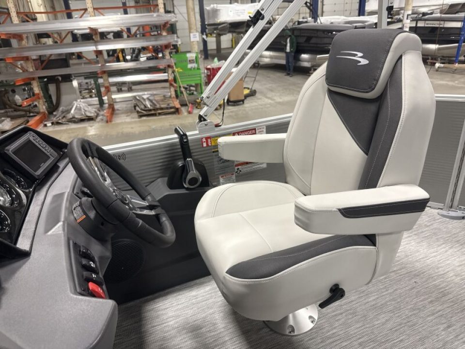 New 2026 Bennington 20 S Cruise Pontoon Boat