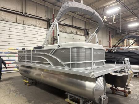New 2026 Bennington 20 S Cruise Pontoon Boat