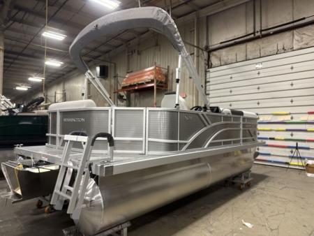 New 2026 Bennington 20 S Cruise Pontoon Boat