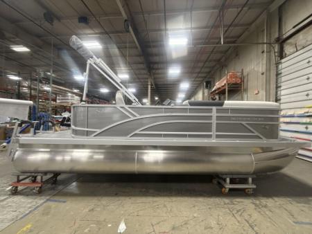 New 2026 Bennington 20 S Cruise Pontoon Boat