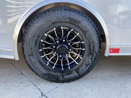 New United ALIM-8.528 Car Trailer