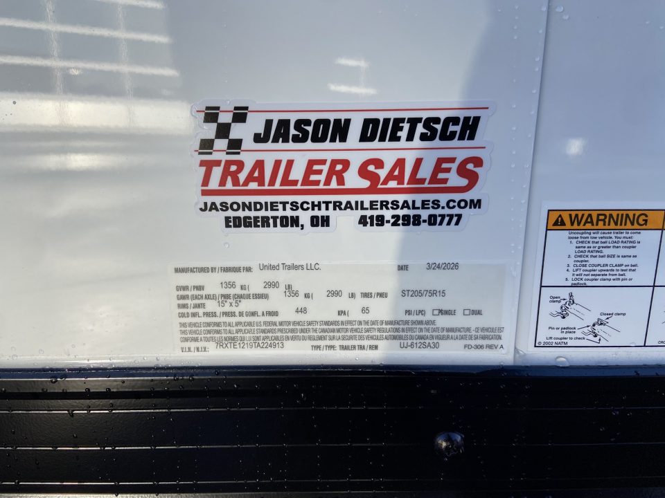New United UJ-612 Enclosed Trailer