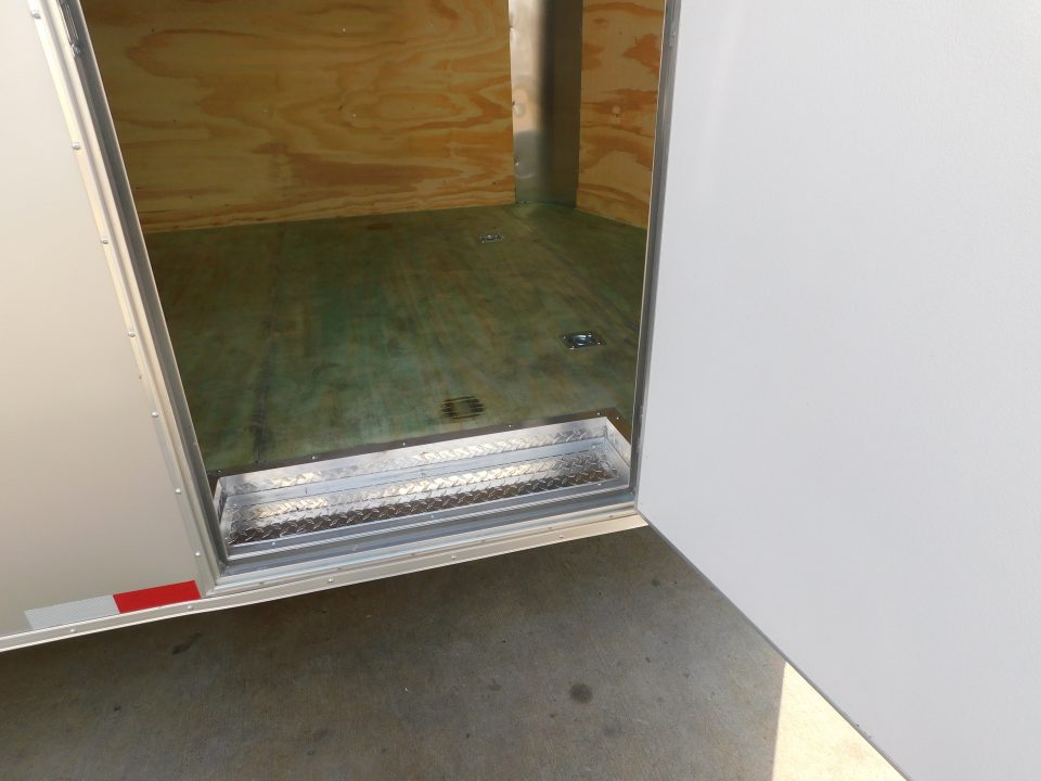 New 2026 Arising 8.5x24 10400 GVWR Cargo / Enclosed Trailer