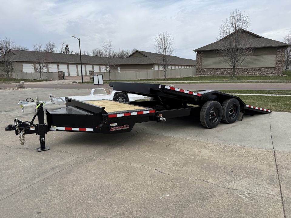 New 2026 Midsota TBWB-22 17.6k Tilt Trailer