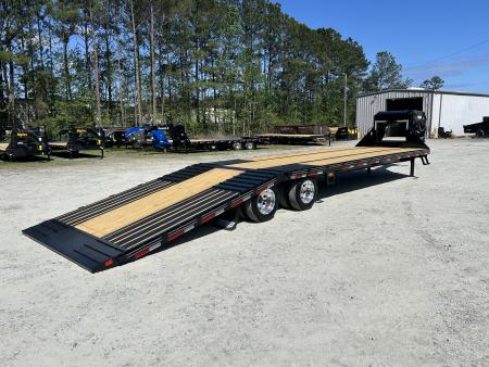 New 2026 Diamond C FMAX212 Gooseneck, Hydraulic Dovetail (35ft-23ftDeck+12ftDovetail) 17.5Tires