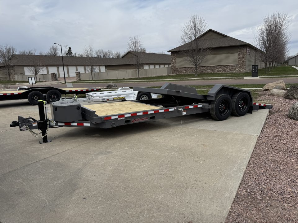 New 2026 Midsota TB-22 17.6k Tilt Trailer
