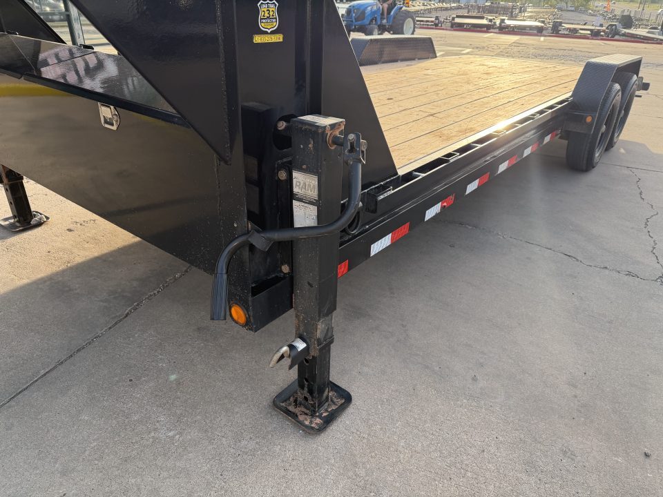 Used #327967 2024 LOAD TRAIL GC 22 X 83 TANDEM AXLE 14K GOOSENECK EQUIPMENT HAULER W/ SLIDE IN RAMPS