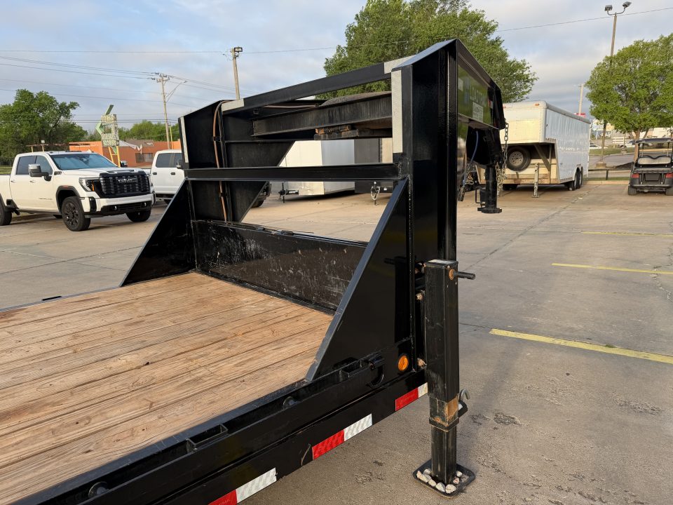 Used #327967 2024 LOAD TRAIL GC 22 X 83 TANDEM AXLE 14K GOOSENECK EQUIPMENT HAULER W/ SLIDE IN RAMPS