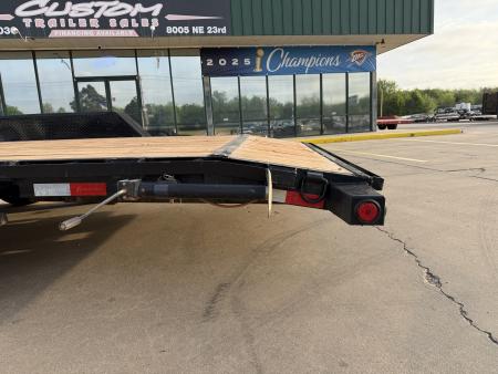 Used #327967 2024 LOAD TRAIL GC 22 X 83 TANDEM AXLE 14K GOOSENECK EQUIPMENT HAULER W/ SLIDE IN RAMPS