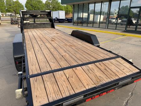 Used #327967 2024 LOAD TRAIL GC 22 X 83 TANDEM AXLE 14K GOOSENECK EQUIPMENT HAULER W/ SLIDE IN RAMPS