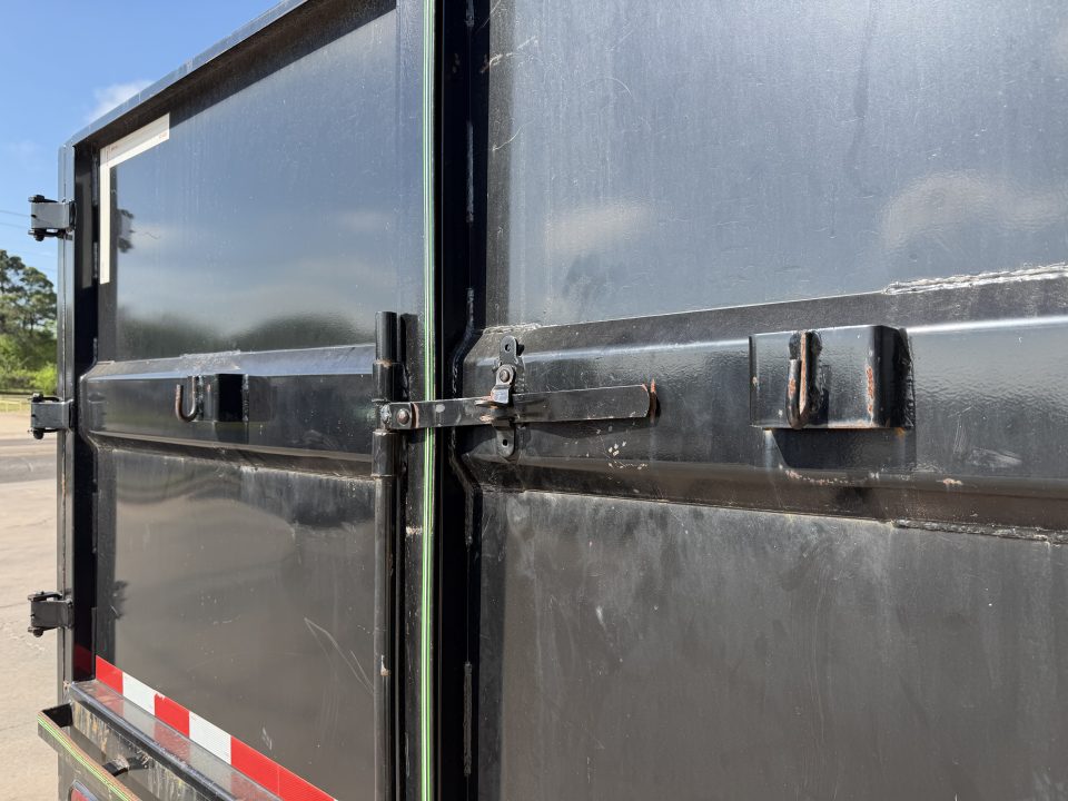 Used #000910 USED 2023 TRAIL MAXX 20 X 102 DUAL TANDEM 20K DECKOVER DUMP TRAILER