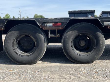 Used 2022 PJ Trailers 102"X40' 25k GVWR Gooseneck Flatbed Trailer