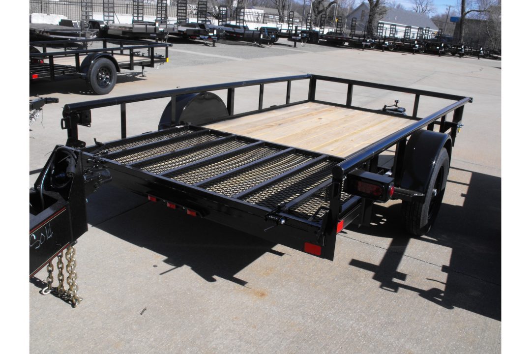 New Utility Trailer 77 X 12 Pipe Rail Top Rear Spring Assisted Gate