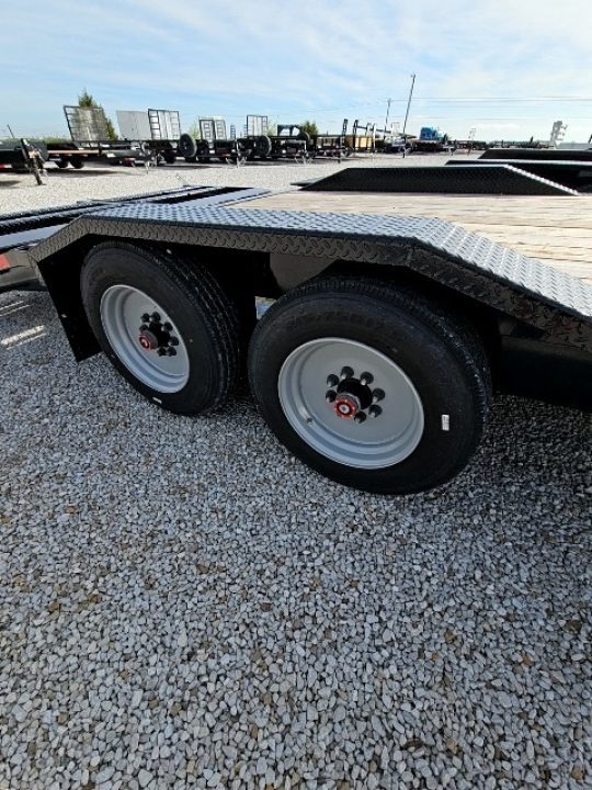 New 2025 MIDSOTA N-STWB22-176 Equipment Trailer