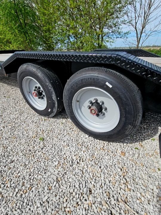 New 2025 MIDSOTA N-STWB22-176 Equipment Trailer