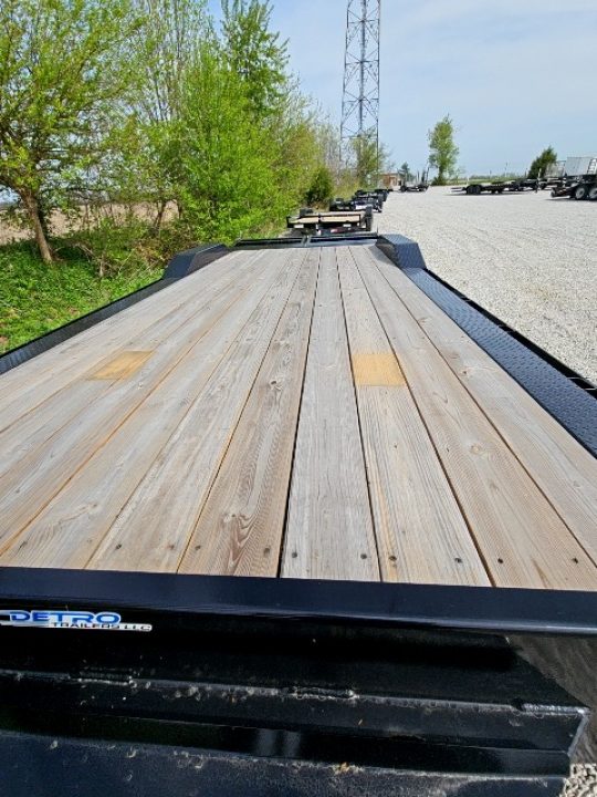 New 2025 MIDSOTA N-STWB22-176 Equipment Trailer