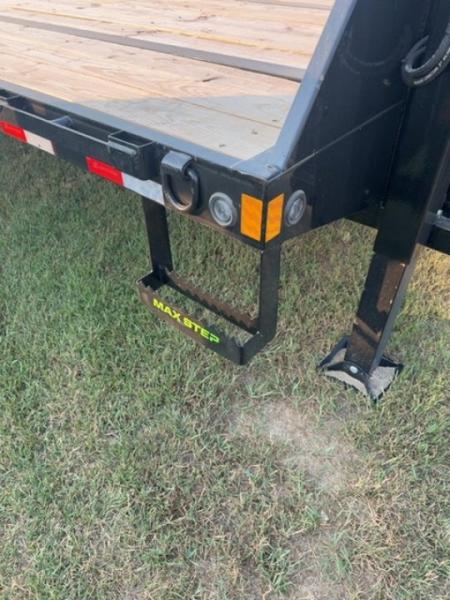 New 2026 Load Trail 102"X36' HYDRAULIC DOVE Flatbed Trailer