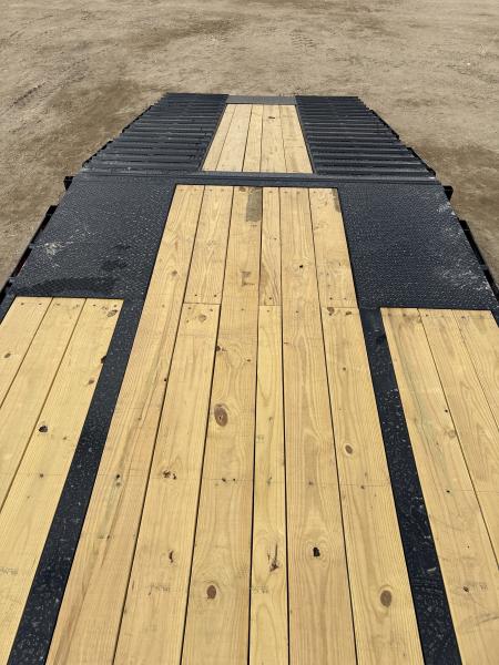 New 2026 Load Trail 102"X36' HYDRAULIC DOVE Flatbed Trailer