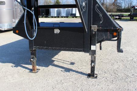 Used 2017 Load Trail 25' gooseneck Flatbed Trailer