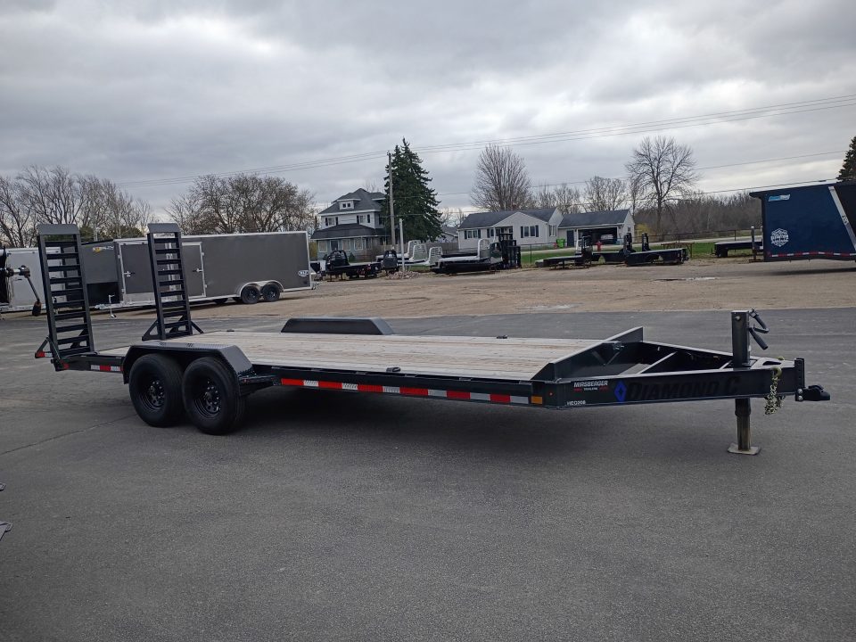 New 2026 Diamond C Trailers HEQ208 22X82