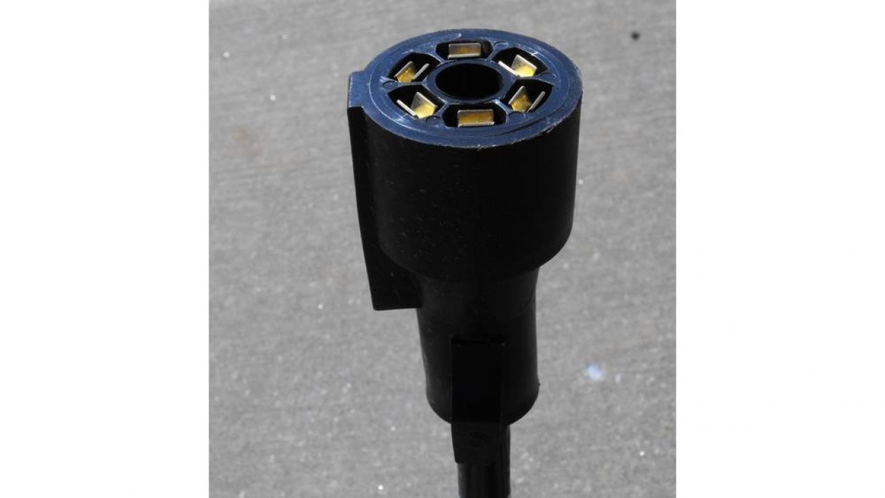 New Utility Trailer 77" X 14 Tube Top Rear LAY-N-TAIL GATE Brakes