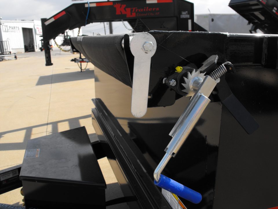 New DUMP TRAILER 83 X 14 2' WALLS POWER UP/ POWER DOW 14K