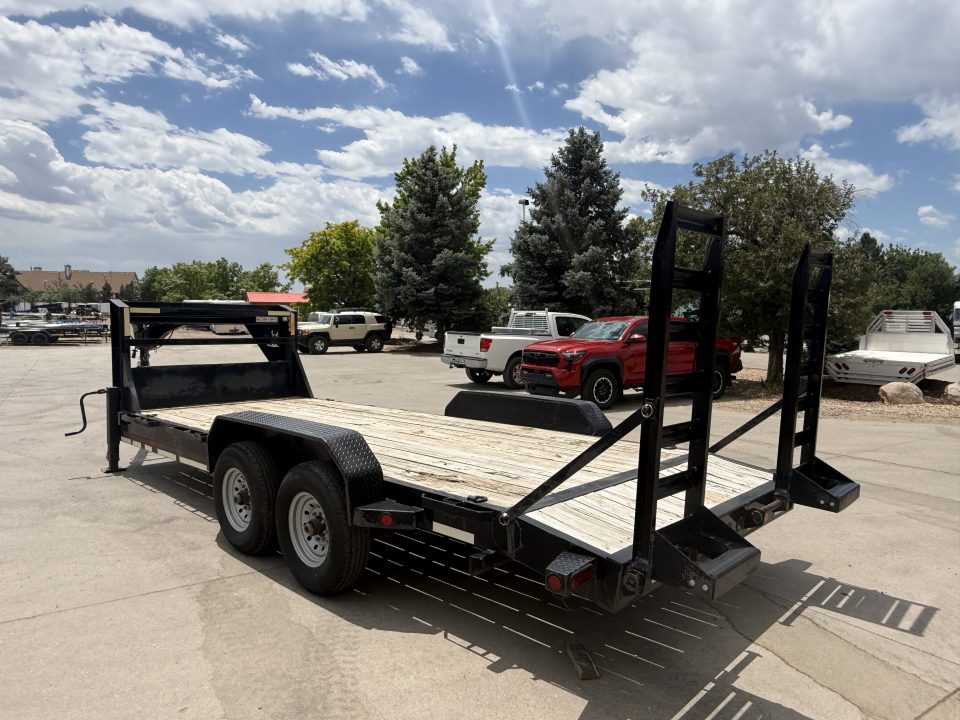 Used 2020 Iron Bull Flatbed Gooseneck Trailer