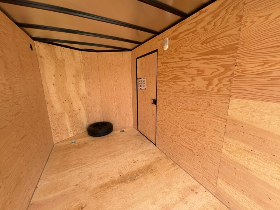 New 2026 SOUTHLAND TRAILER CORP. LCHT35-718V-86R Cargo / Enclosed Trailer