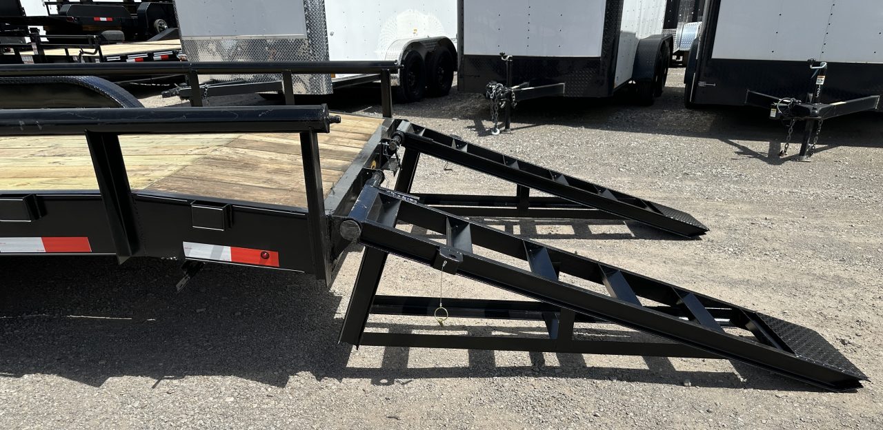 New 2026 Road Boss 83x24 Gooseneck Lowstyle Pipe rail, Stand Ups & 8ks Equipment Trailer