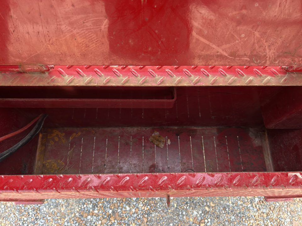 Used 2018 Midsota 32' HYDRO DOVE HYDRO JACKS Gooseneck Flatbed Trailer