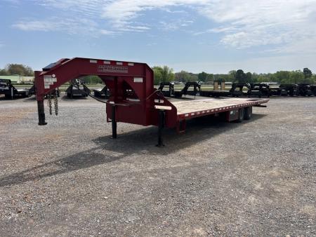 Used 2018 Midsota 32' HYDRO DOVE HYDRO JACKS Gooseneck Flatbed Trailer