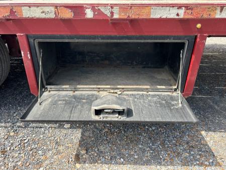 Used 2018 Midsota 32' HYDRO DOVE HYDRO JACKS Gooseneck Flatbed Trailer