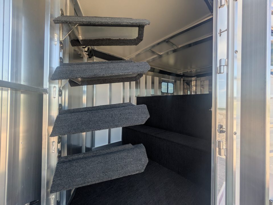 New 2027 Hart Trailer R4HG Horse Trailer