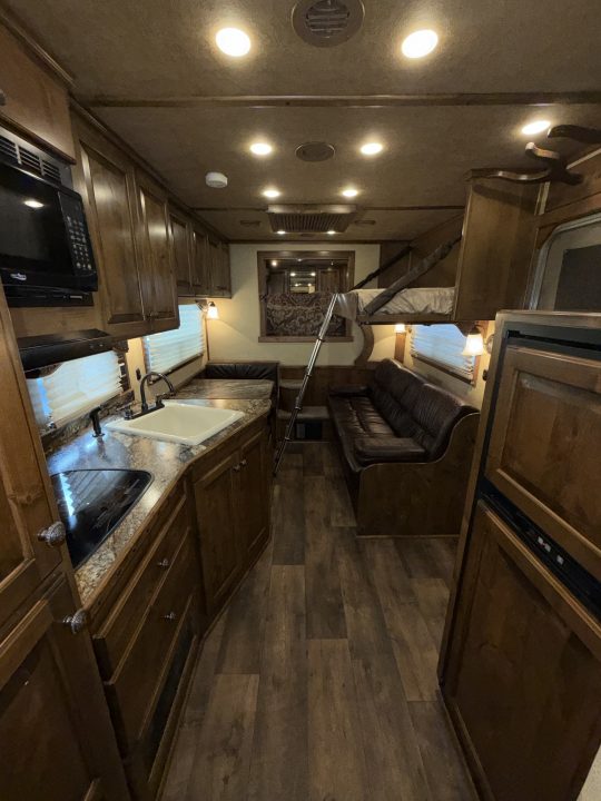 Used 2019 Twister 4 Horse Gooseneck Living Quarters Horse Trailer