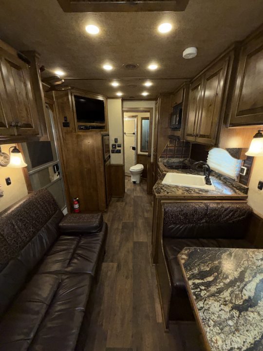 Used 2019 Twister 4 Horse Gooseneck Living Quarters Horse Trailer
