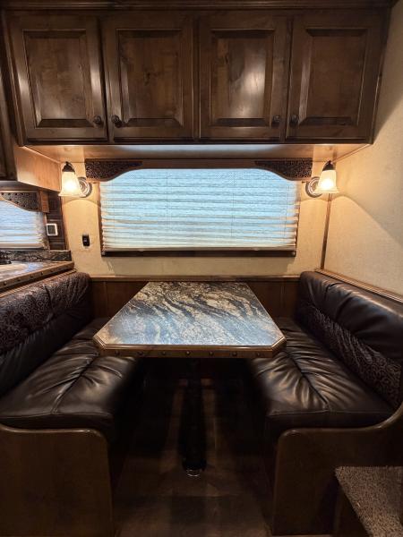 Used 2019 Twister 4 Horse Gooseneck Living Quarters Horse Trailer