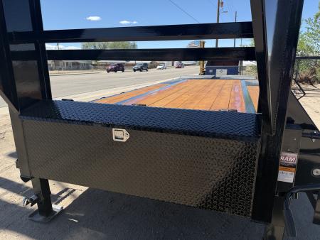 New 2026 Load Trail 8.5-25 Single Wheel Gooseneck Deckover Equipment Hauler 15.6K GVWR