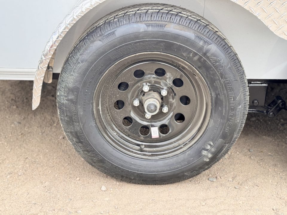 New 2026 Royal Cargo Trailers 6-12-1.5V Enclosed 7K GVWR(UI)