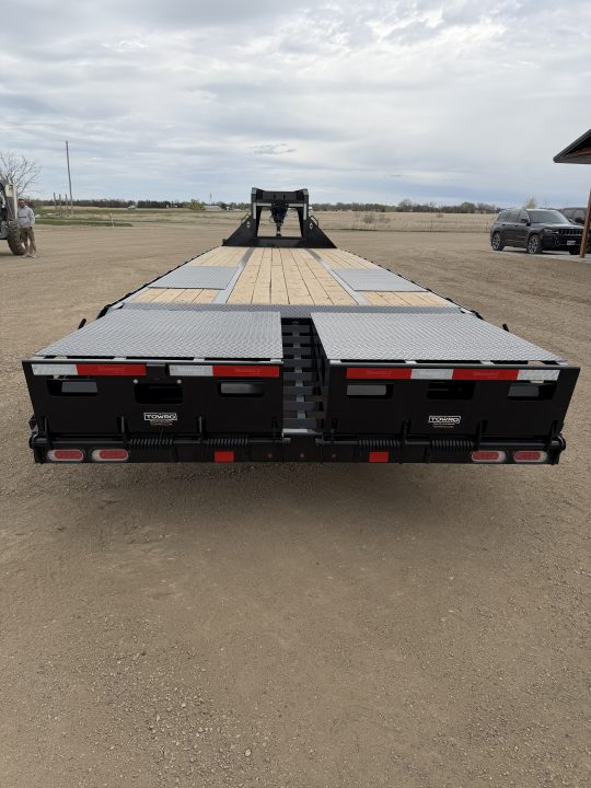 New 2026 Diamond C Trailers FMAX210 2.0 Flatbed Trailer