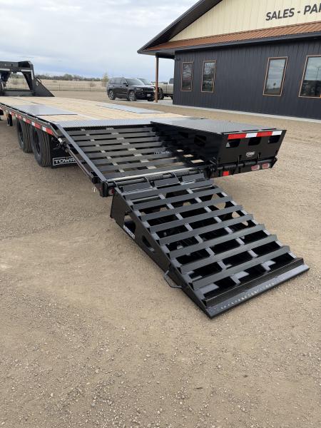 New 2026 Diamond C Trailers FMAX210 2.0 Flatbed Trailer