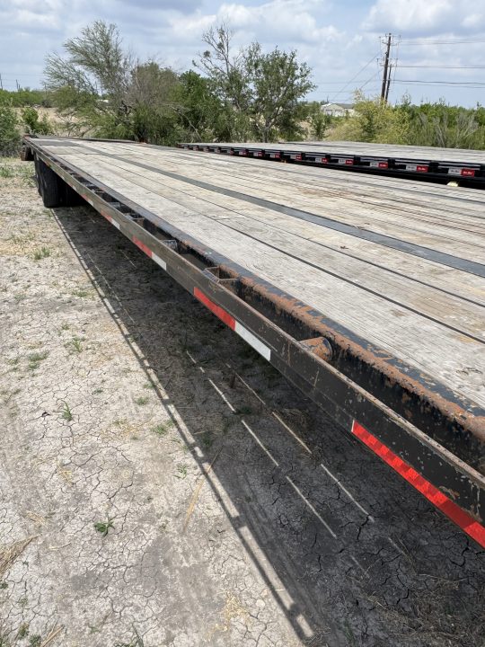 Used 2023 East Texas Trailers GOO-6592 Deckover Trailer