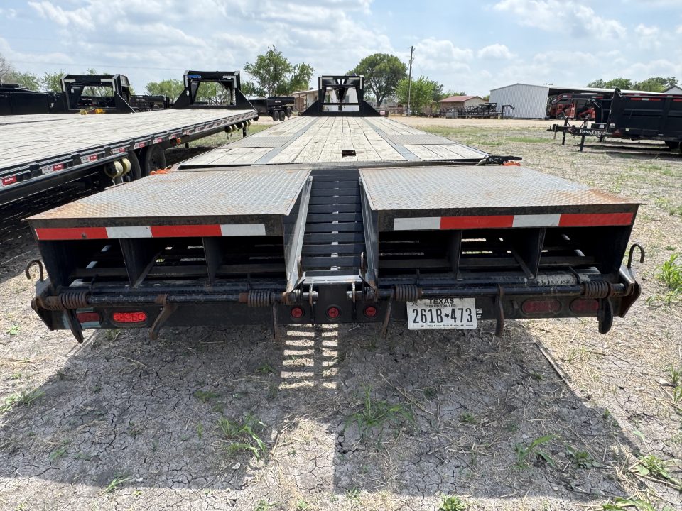 Used 2023 East Texas Trailers GOO-6592 Deckover Trailer