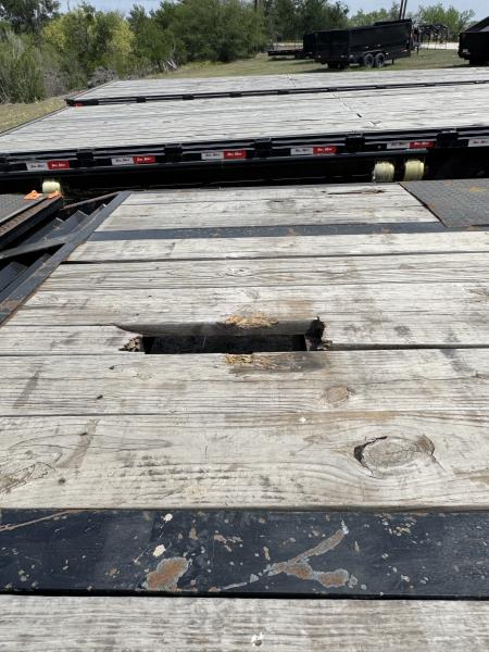 Used 2023 East Texas Trailers GOO-6592 Deckover Trailer