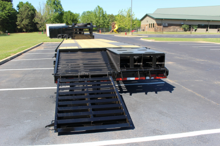 New 2026 Davidson Trailers 27+5 12K DUAL TANDEM AXLE GN Deckover Trailer
