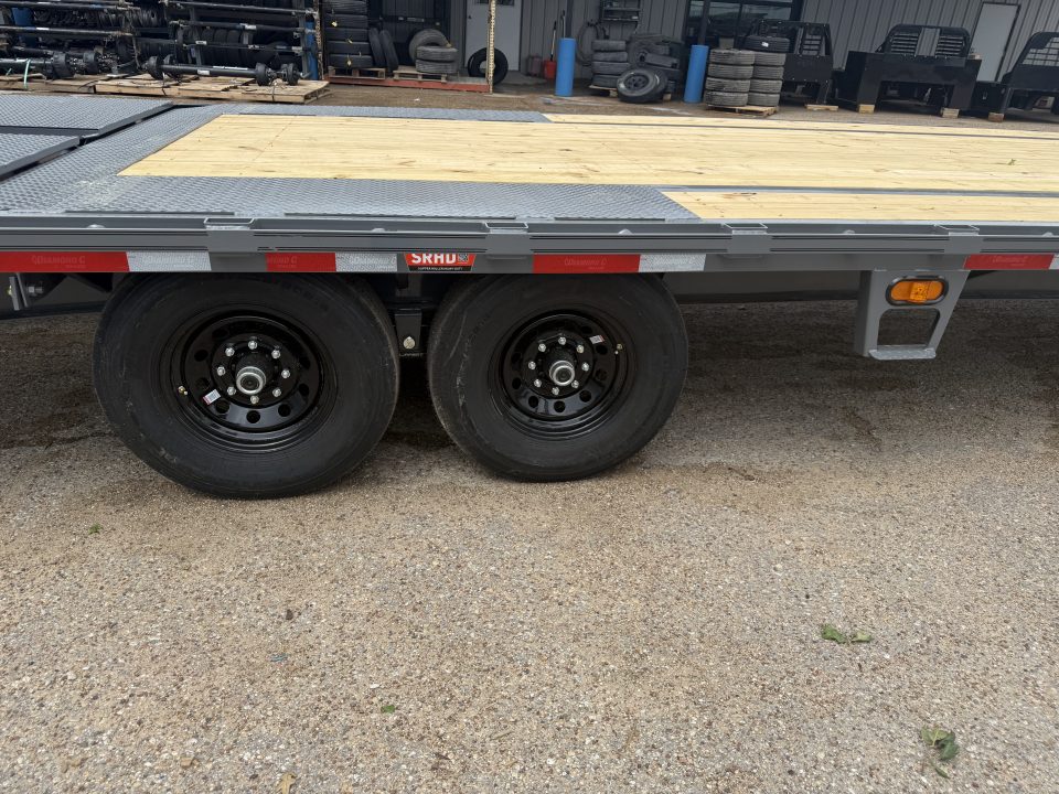 New 2026 Diamond C Trailers FMAX207 102X25MR Gooseneck Bodies